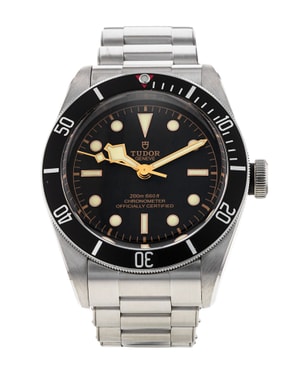 Browse our selection of automatic watches from prestigious brands such as Blancpain, Bell & Ross, Breitling and Rolex.